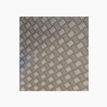 Chapa estriada de aluminio a medida